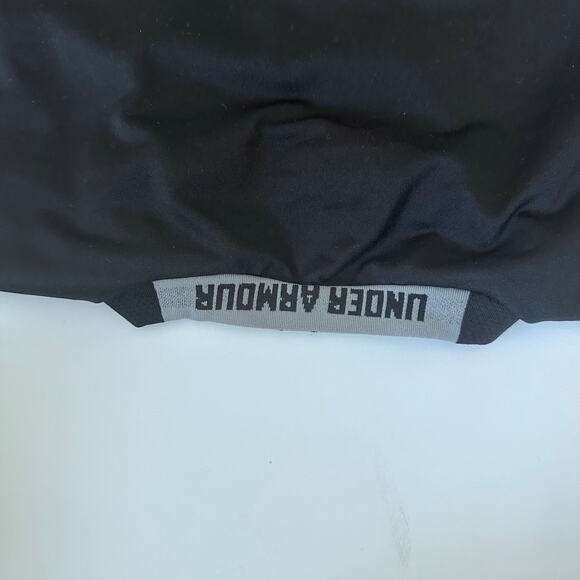 Under Armour Athletic top - Picture 5 of 5